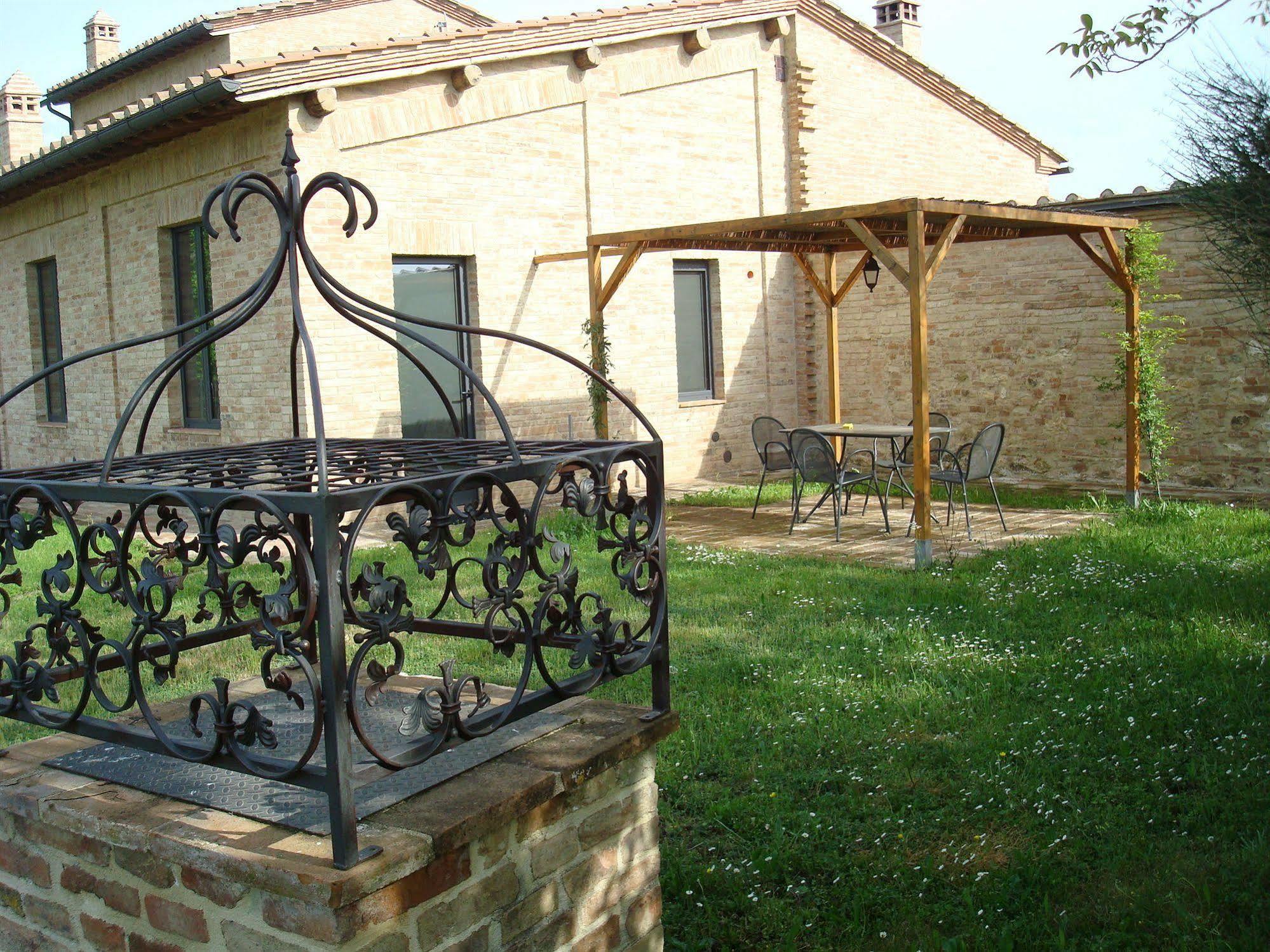 La Fornace Di San Galgano Villa Frosini Luaran gambar